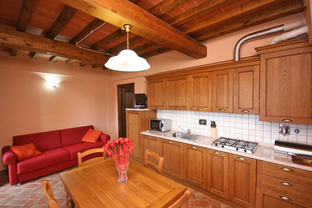 Tuscany Country Apartments Gambassi Terme Bagian luar foto