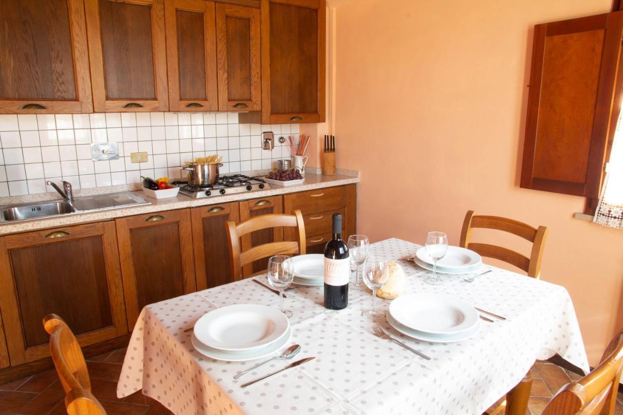 Tuscany Country Apartments Gambassi Terme Bagian luar foto