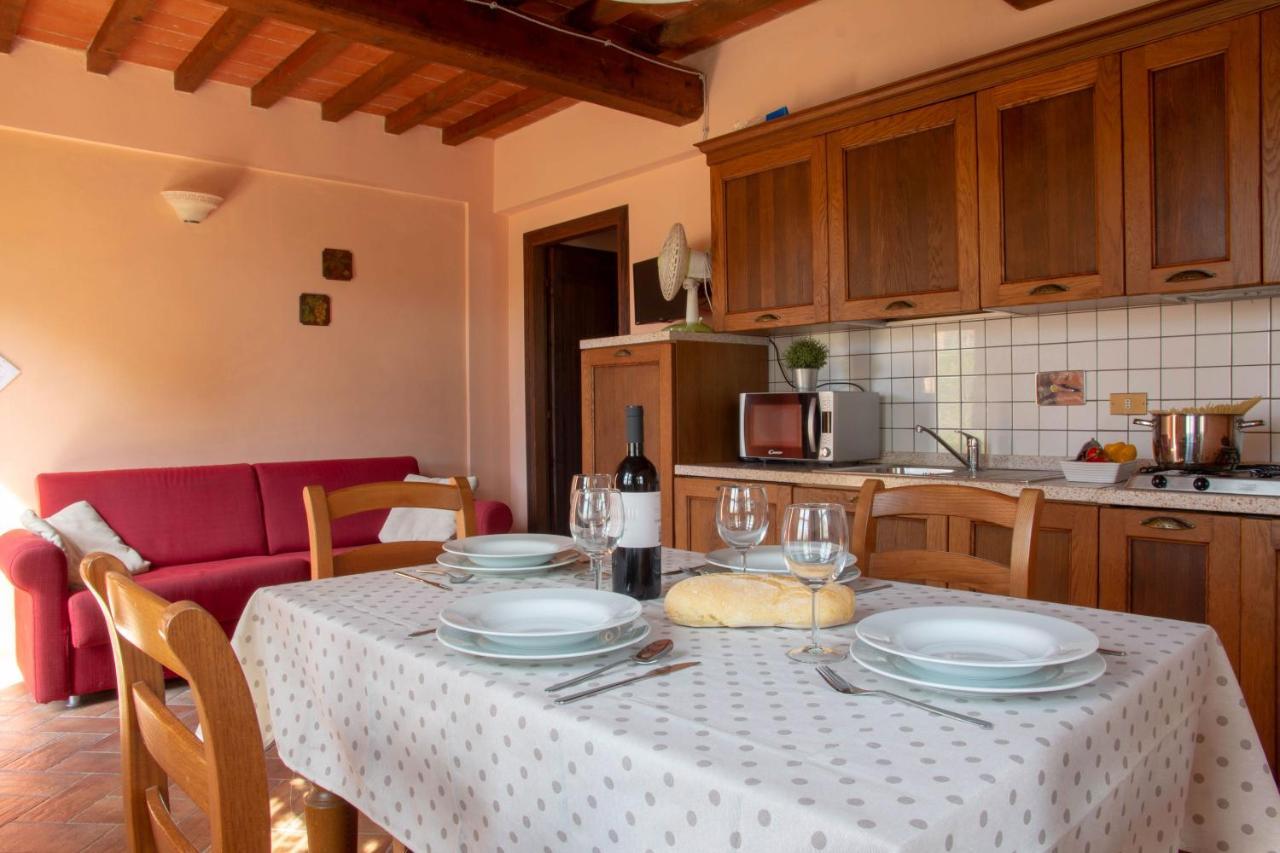 Tuscany Country Apartments Gambassi Terme Bagian luar foto