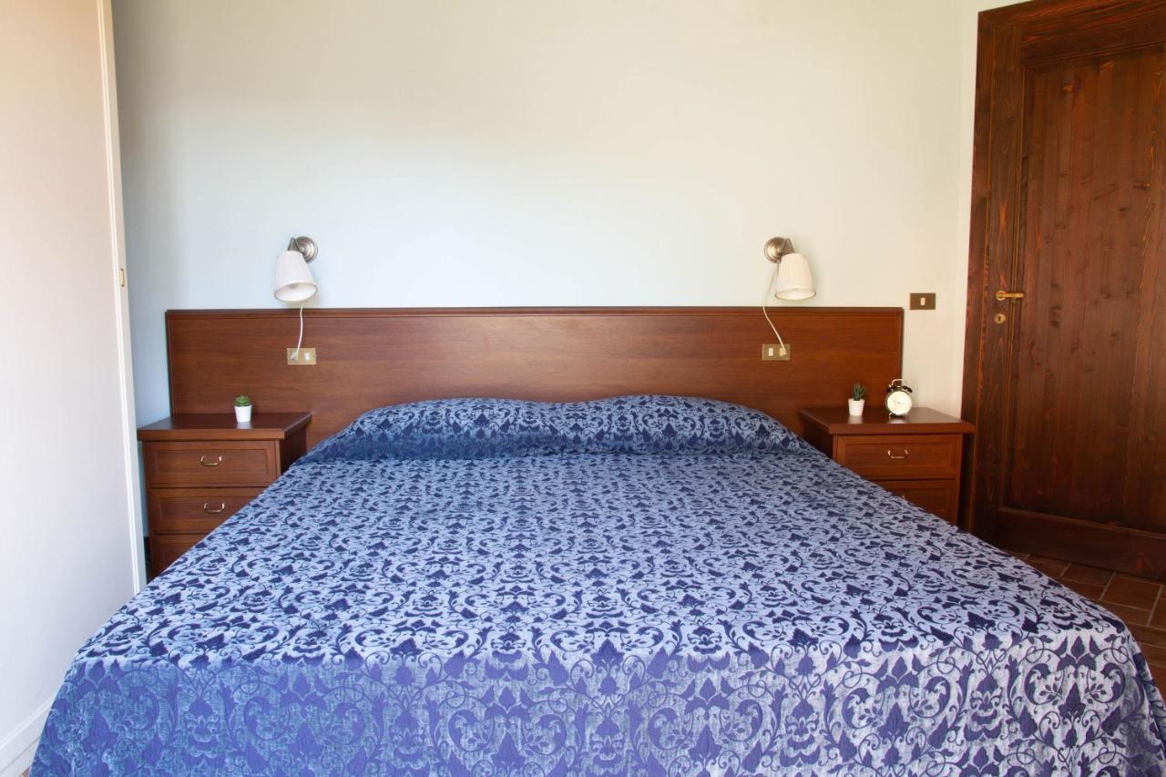 Tuscany Country Apartments Gambassi Terme Bagian luar foto